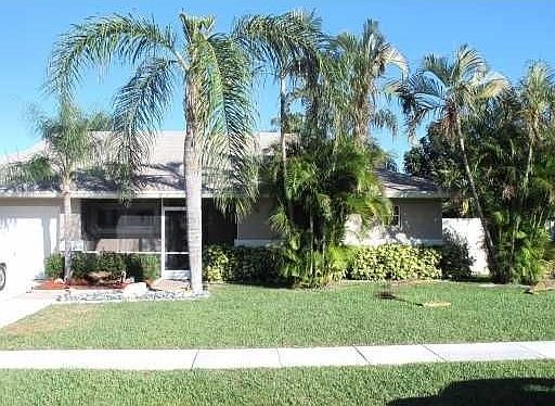 1st image of 760 NW 10th Ct