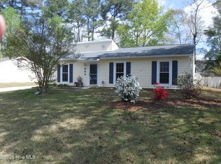 624 Shadowridge Rd, Jacksonville, NC 28546