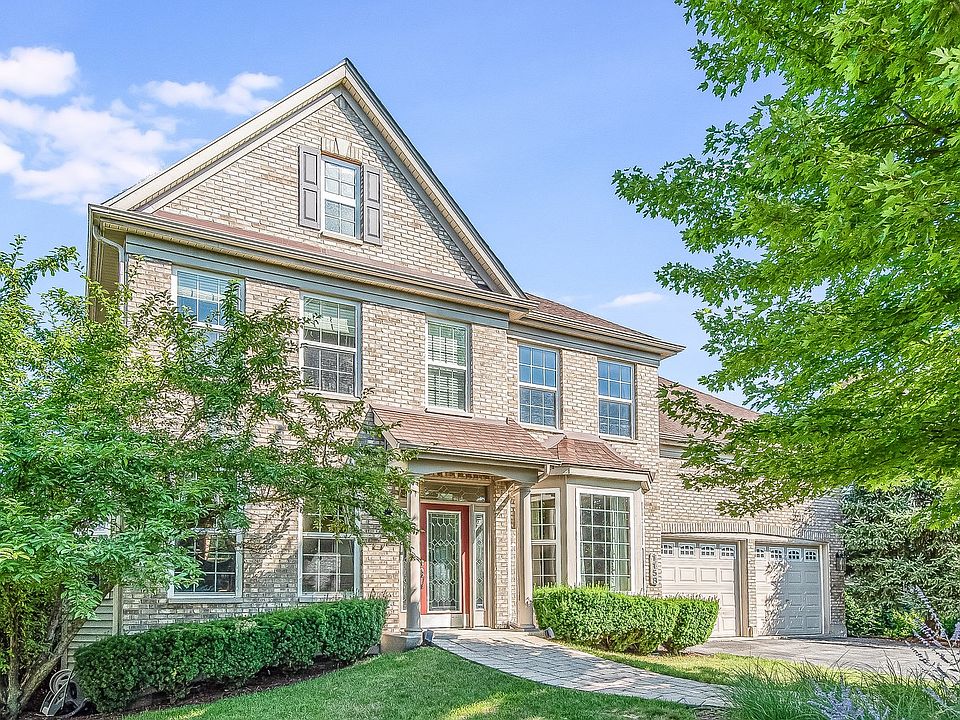 brick walkway to enterance