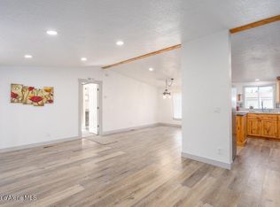 8741 W Park Loop, Rathdrum, ID 83858