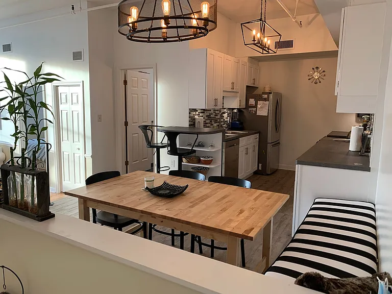 72 Maple Street — Photo 8