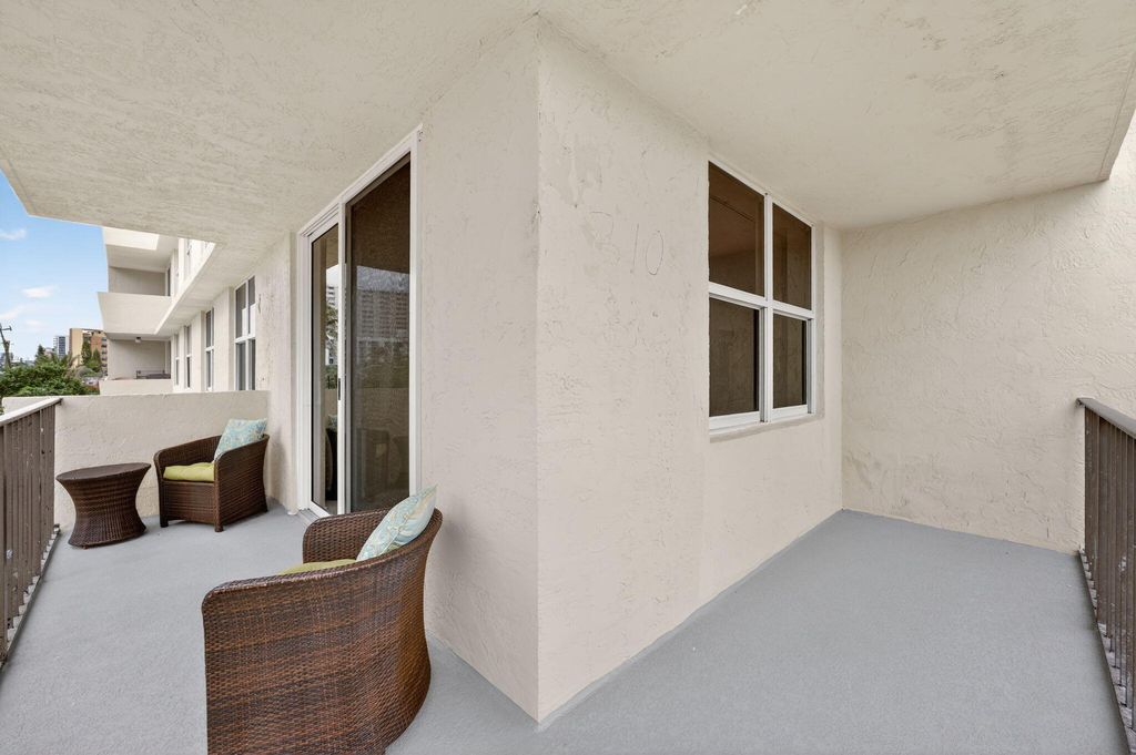 1009 N Ocean Boulevard #312, photo 3