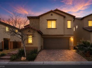 7733 Pyrenees Park Dr, Spring Valley, NV 89113