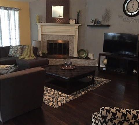 5th image of 8419 Saratoga Forest Dr