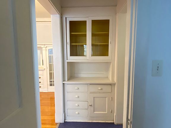 3rd image of 6306 N Magnolia Ave Unit 2