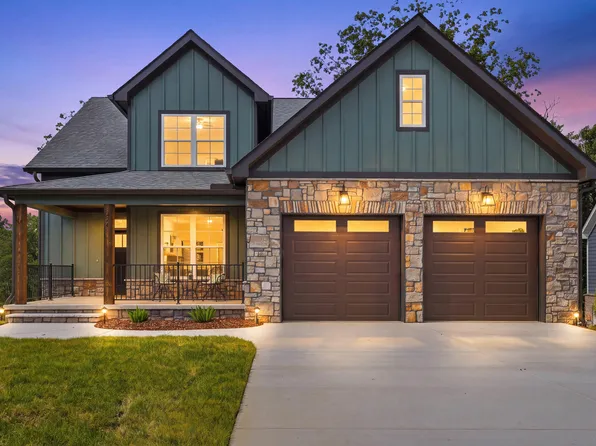 224 Goose Creek Cir, Soddy Daisy, TN 37379