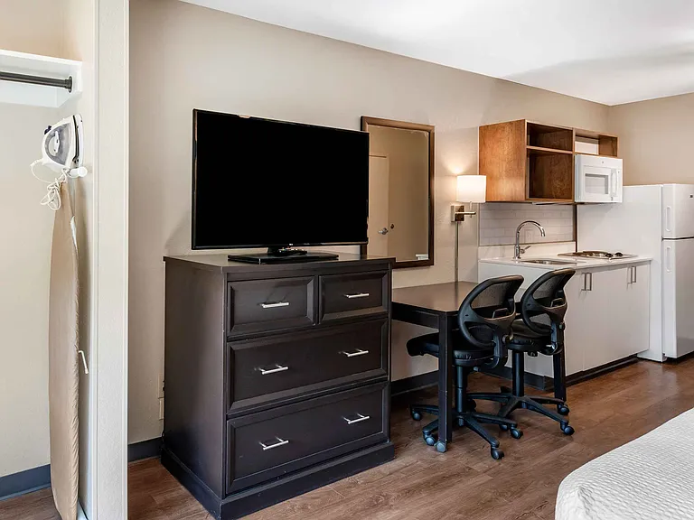 Superior Studio - 2 Full Beds