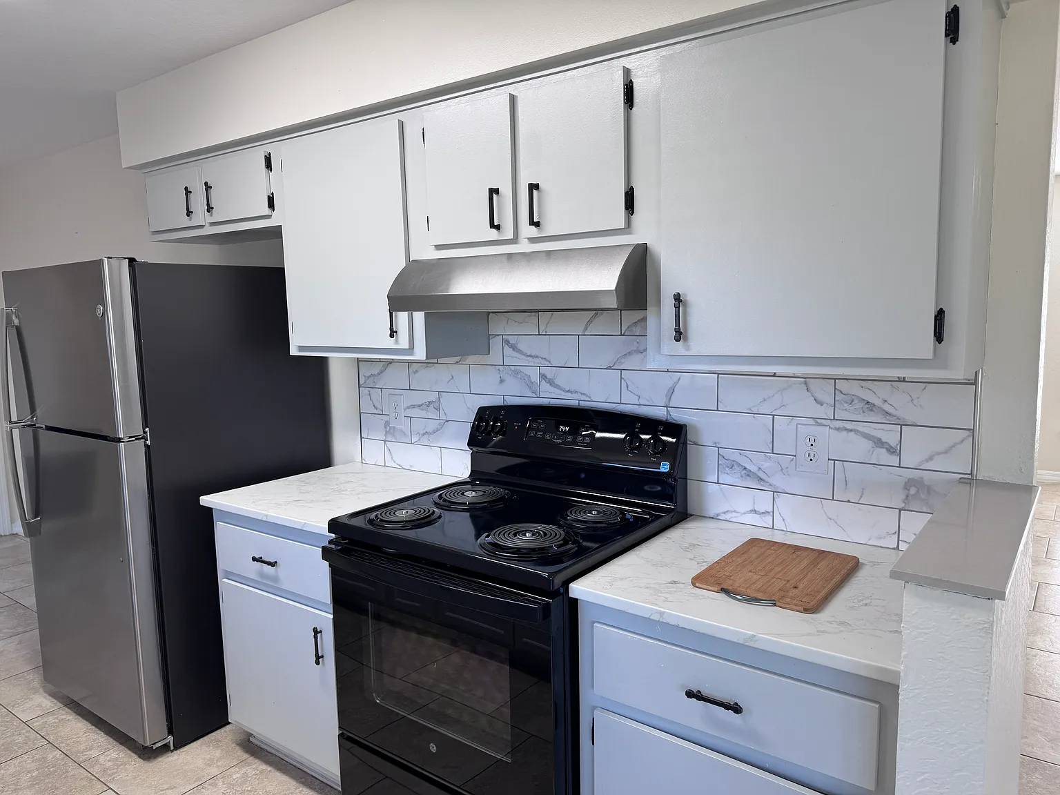 3 bed, 1296 sqft, $1,600 — Photo 4