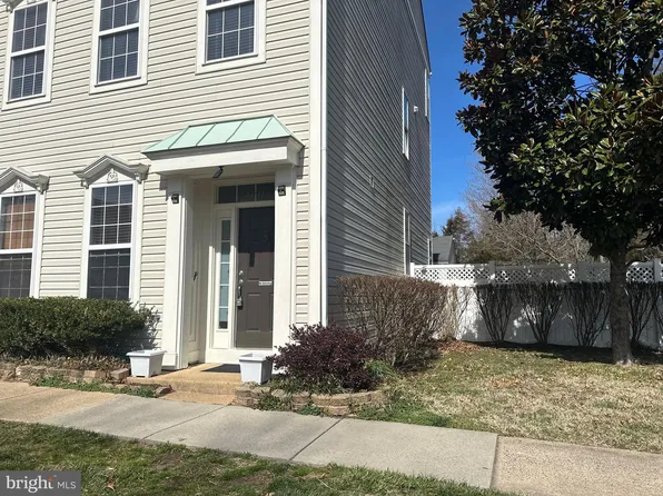 43514 Hyland Hills St, Chantilly, VA 20152