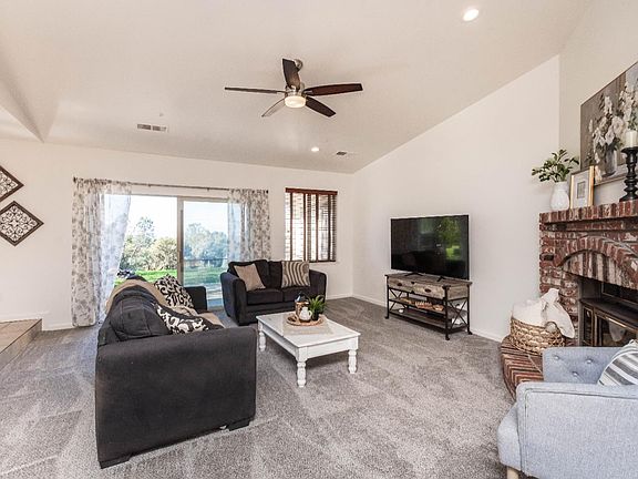 5th image of 9352-67 Nugget Ranch Rd