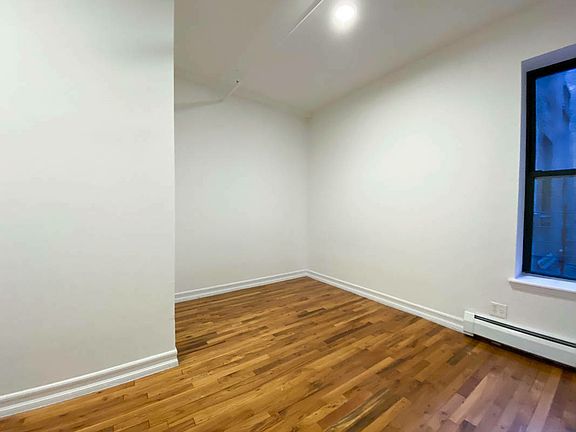 5th image of 2212 Frederick Douglass Blvd #2DD