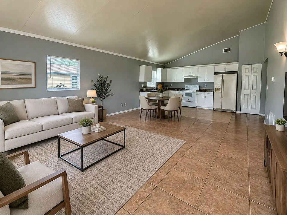 616 Santa Barbara Blvd