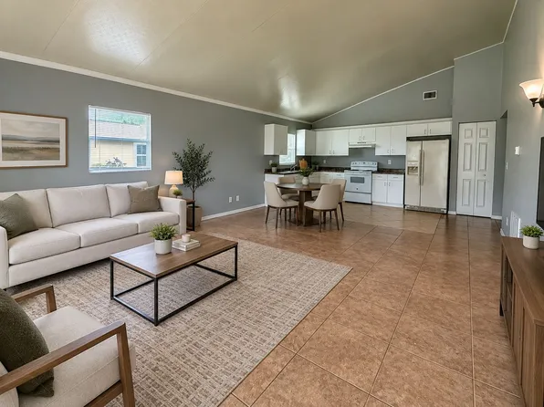 616 Santa Barbara Blvd, Cape Coral, FL 33991