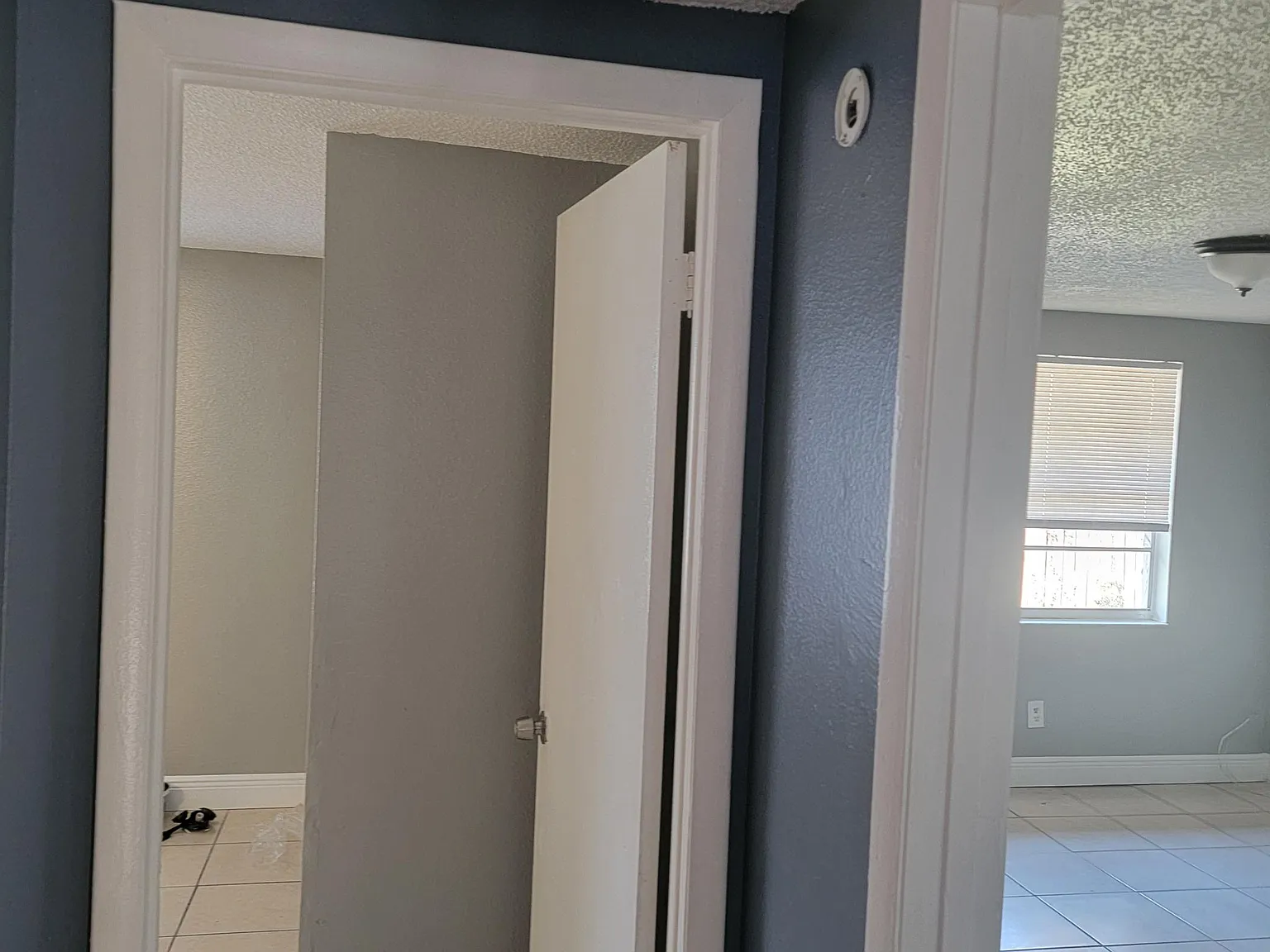 4 bed, 1404 sqft, $2,550 — Photo 2