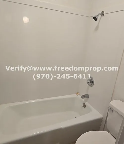 N 21st St 1300 - Chateau — Photo 15