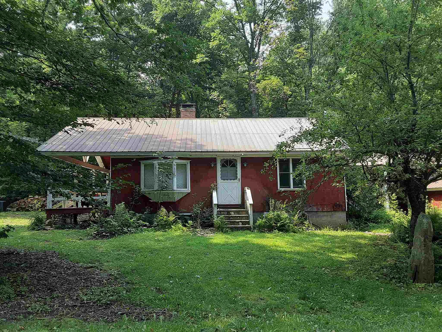 2 bed, 1.0 bath, 1000 sqft, $1,400 — Photo 1