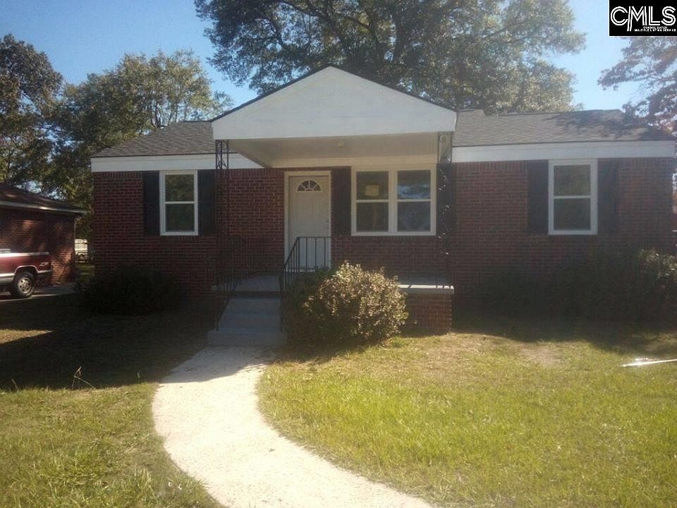2nd image of 1211 Pine St
