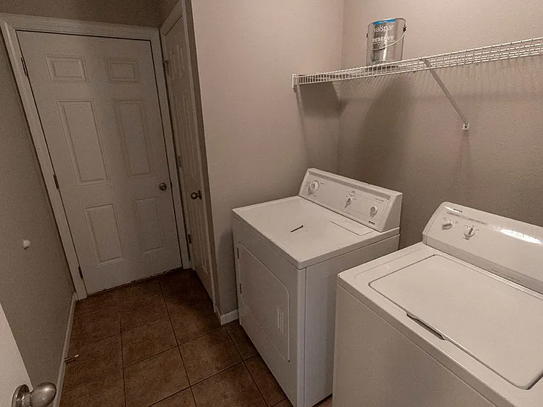 4013 Snowy Owl Dr — Photo 16
