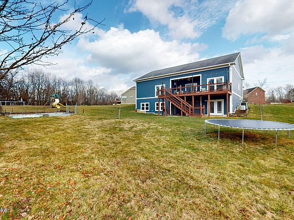 2nd image of 4601 Miller Glen Pl
