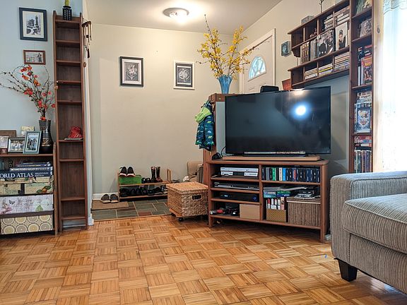 5th image of 7897 Nordica Ave