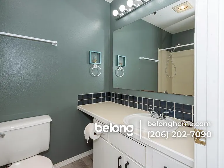 515 Newport Way NW #B1 — Photo 12