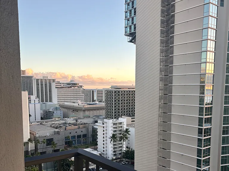 2140 Kuhio Ave #2008 — Photo 11