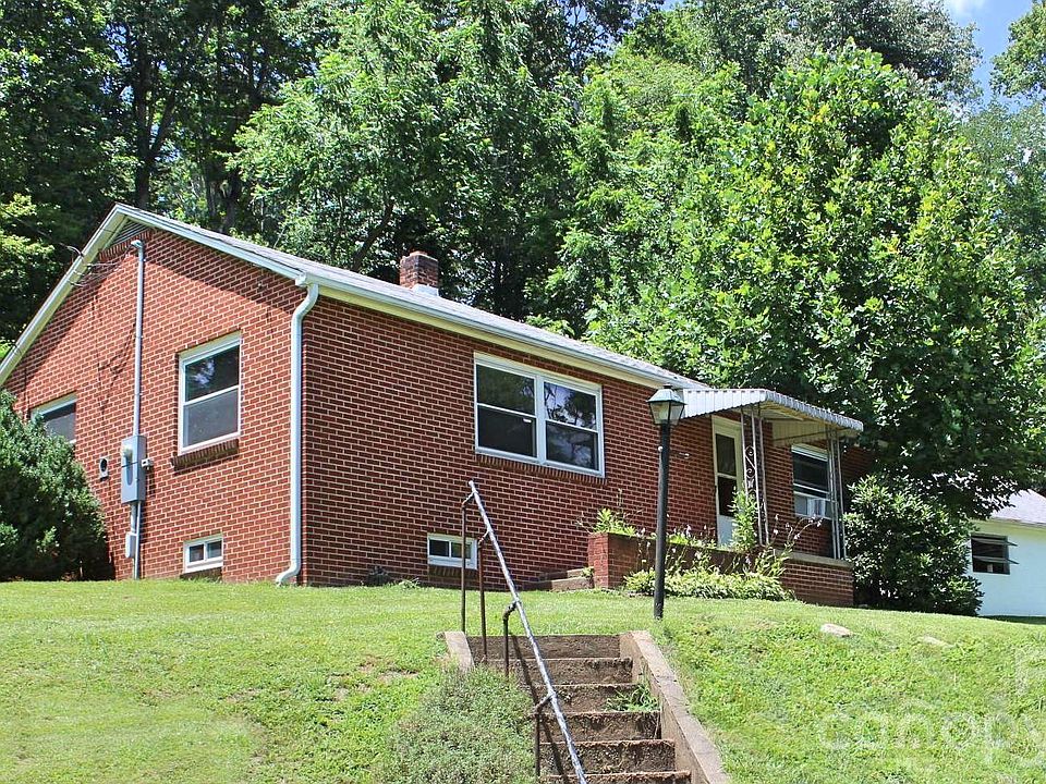 1st image of 882 Poison Cove Rd