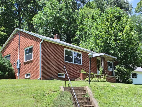 882 Poison Cove Rd, Clyde, NC 28721