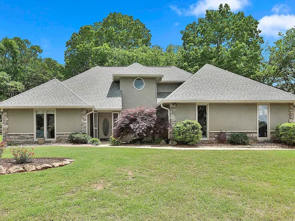 384 Kelley Rd, Brooks, GA 30205