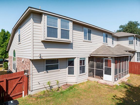 5th image of 11209 Persimmon Gap Dr