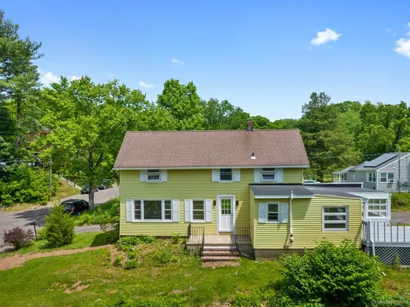 67 Amity St, Meriden, CT 06450