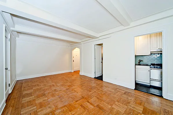 Rented by Brown Harris Stevens | media 9