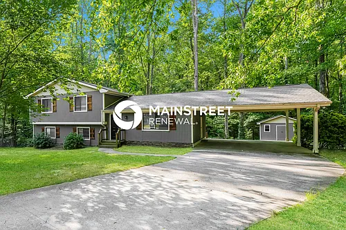2973 Creekview Ct NE Photo 1