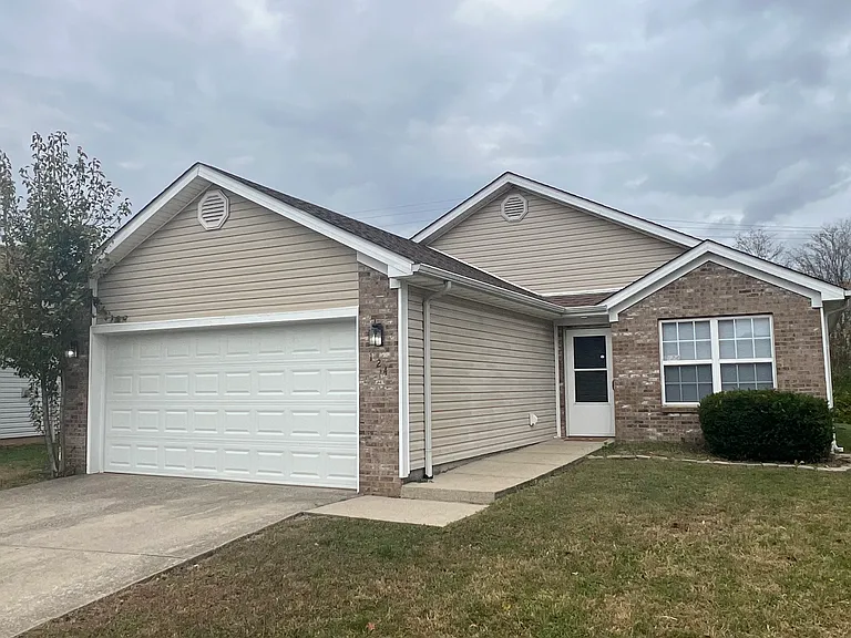124 Valdez Cir — Photo 1