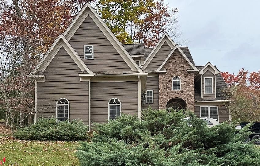 1st image of 146 Glen Orchard Way