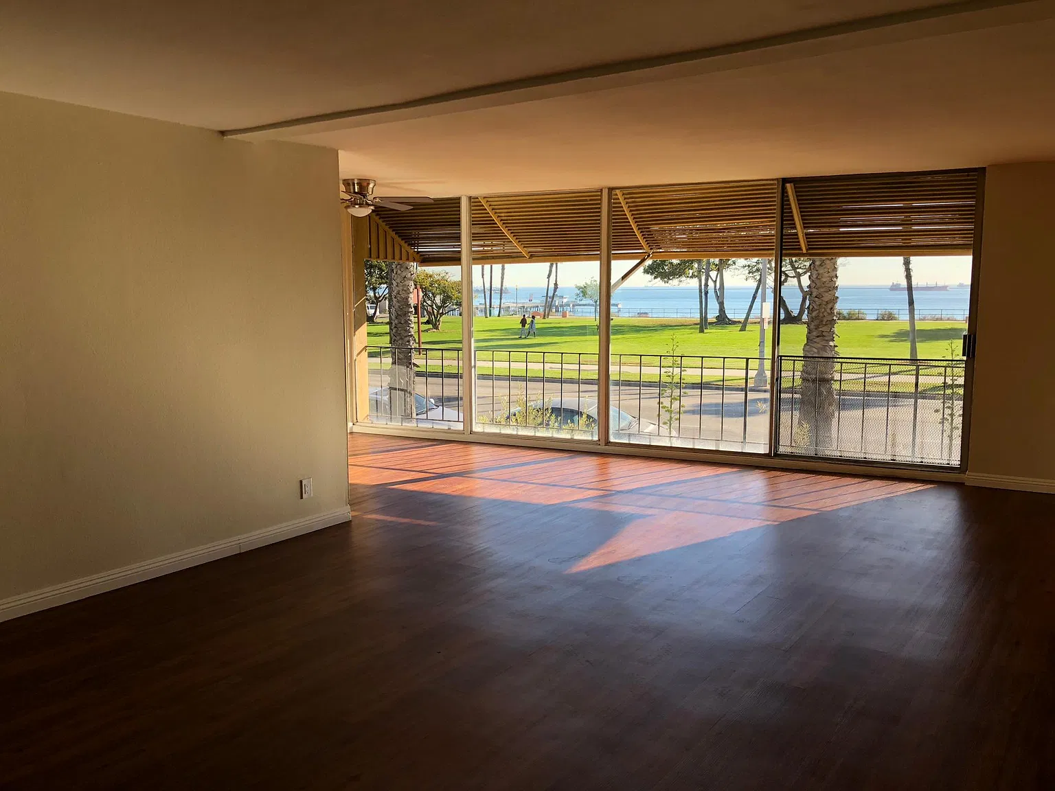 3515 E Ocean Blvd — Photo 3