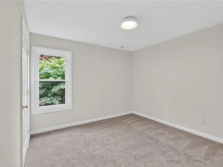 2845 Factor Walk Blvd — Photo 27