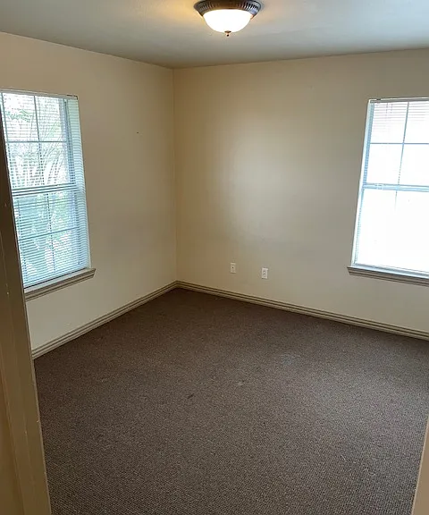 240 Lakeview Way — Photo 7