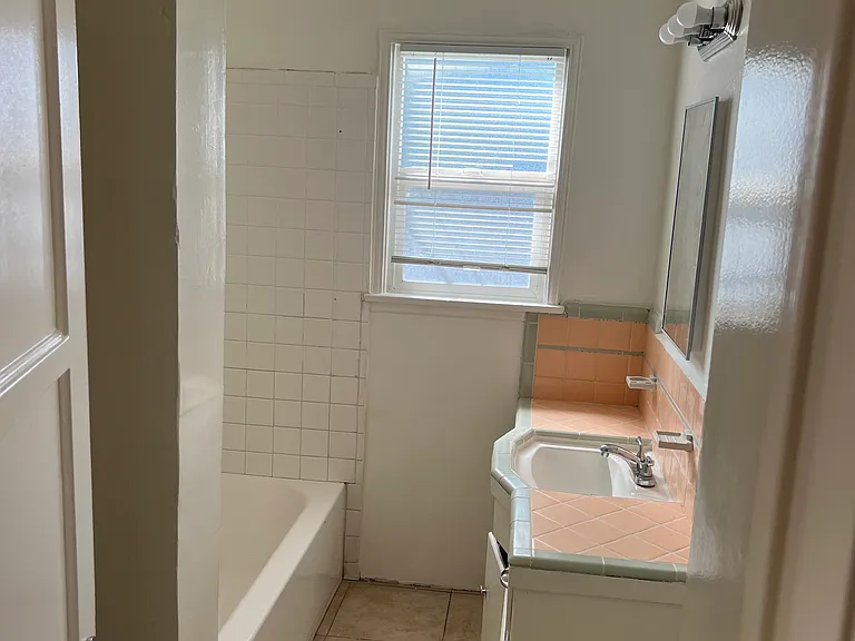 2417 Magnolia Ave #6 — Photo 12