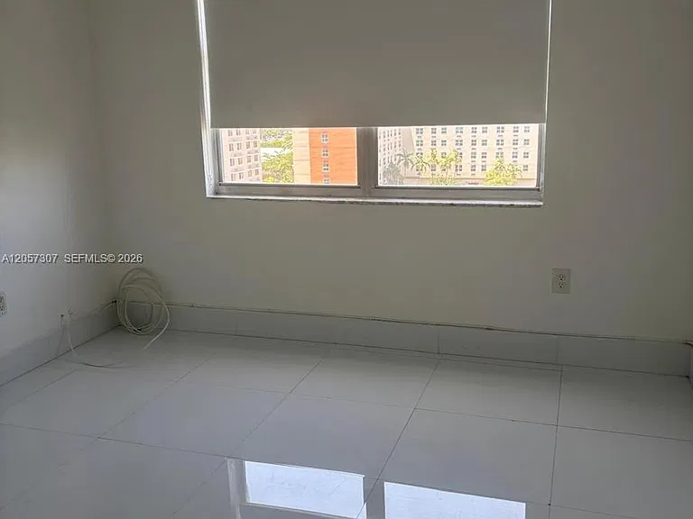 2780 NE 183rd St #909 — Photo 21