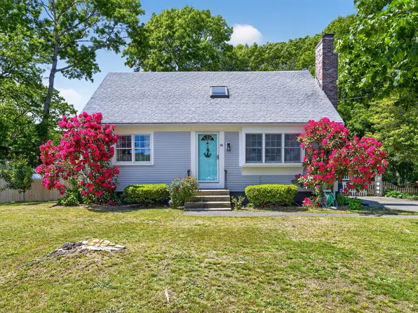 14 Heritage Circle, Teaticket, MA 02536