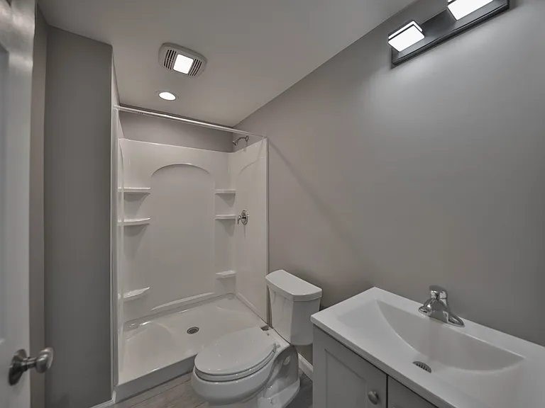 427-431 E Central Ave #431B — Photo 4