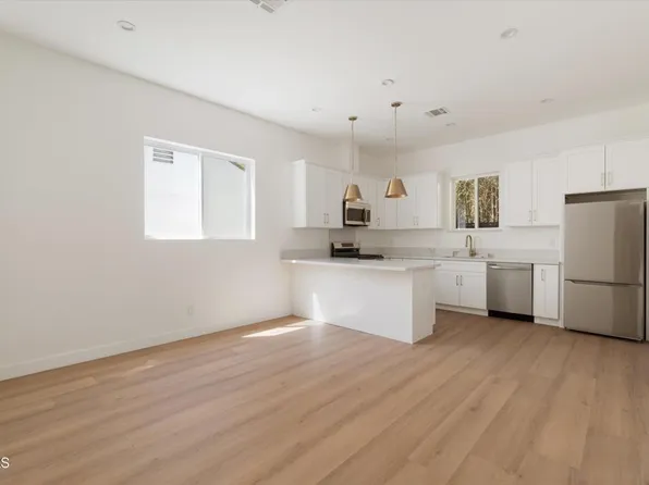 10558 Encino Ave, Granada Hills, CA 91344