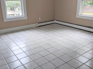 17 Acton St, Maynard, MA 01754