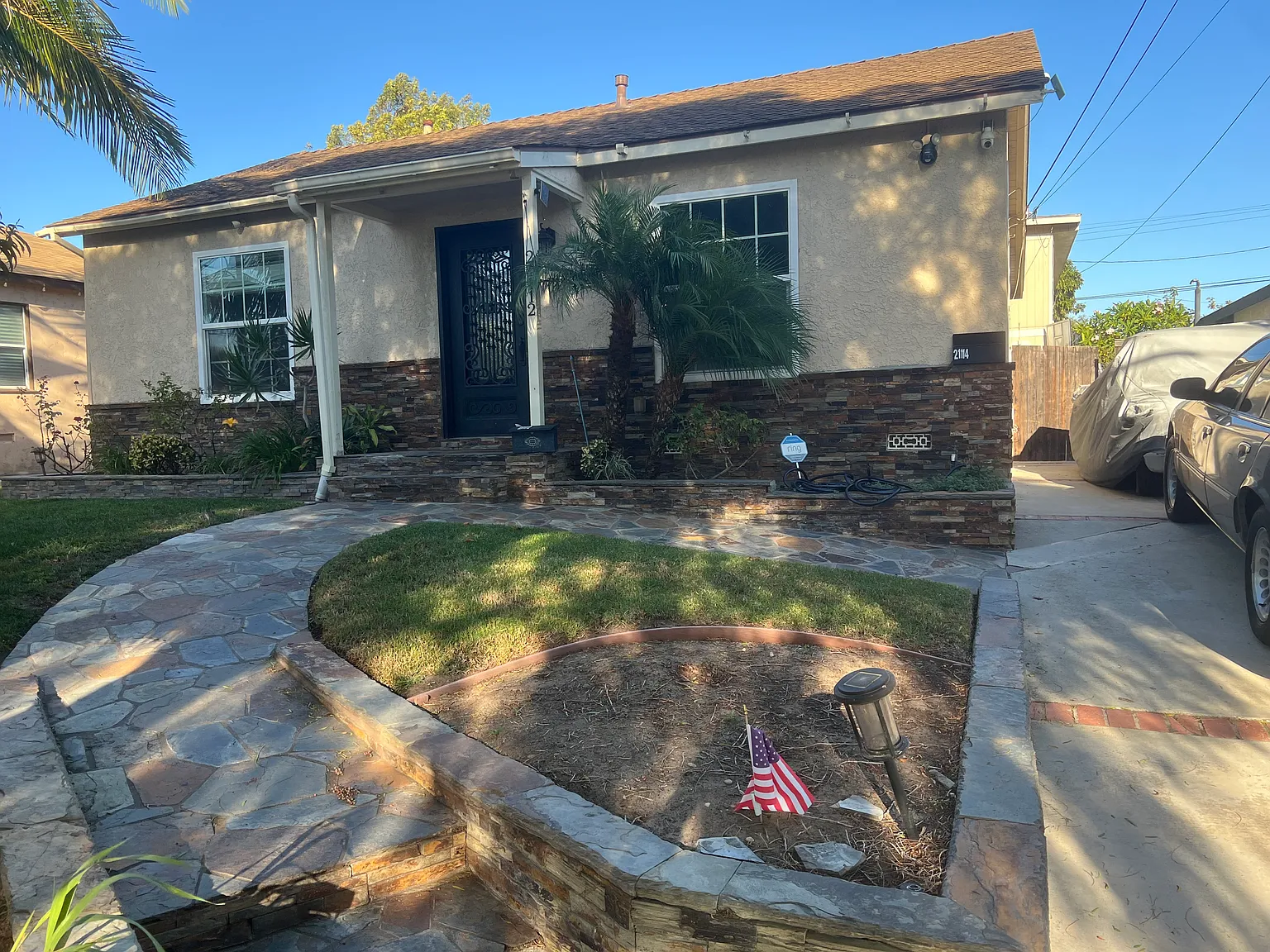 3 bed, 1402 sqft, $4,500 — Photo 1