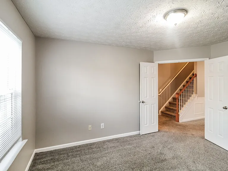 1247 Matt Moore Ct — Photo 16