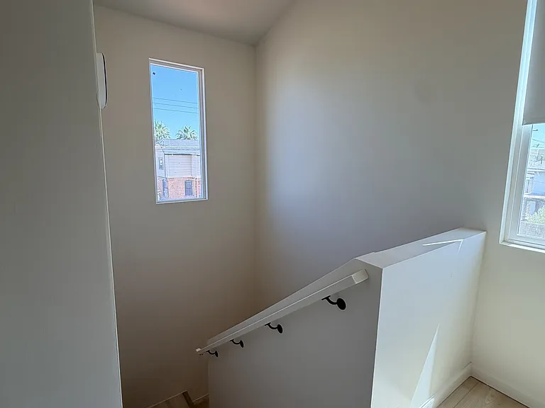 1122 E McKinley St #B — Photo 6