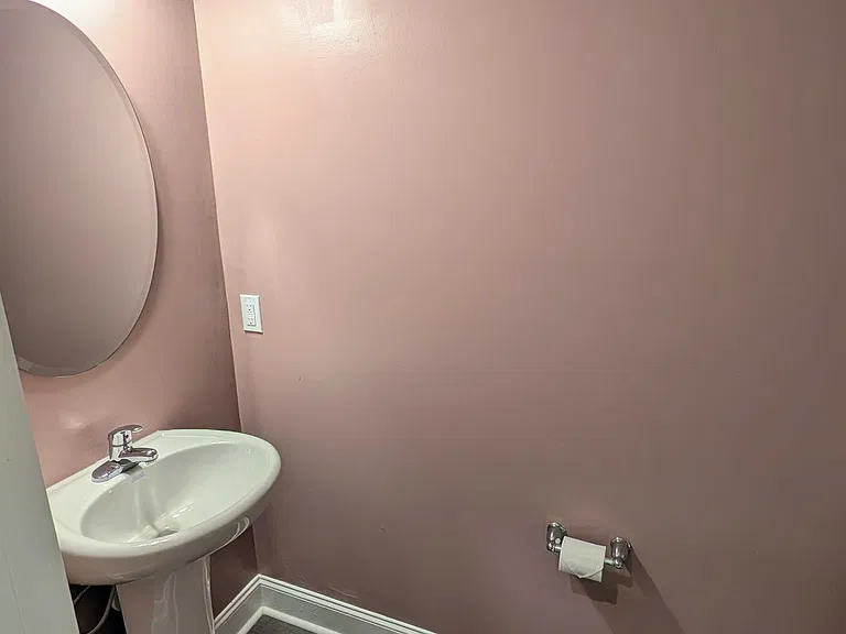 708 Mill Creek Cir — Photo 7