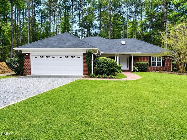 2 Winding Trl, Whispering Pines, NC 28327