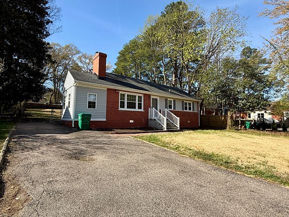2nd image of 9023 Farmington Dr